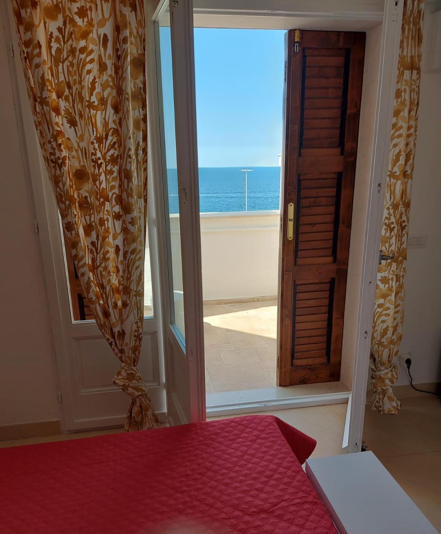 Bonitamare Hotel Полиняно а Маре Екстериор снимка